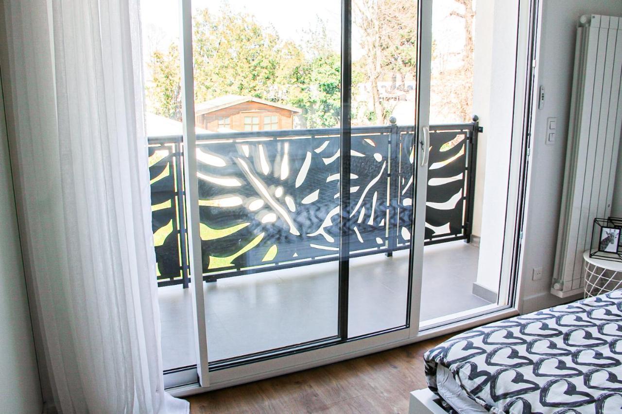Appartement Grand T1 Moderne Jardin près de CDG à Le Thillay Extérieur photo